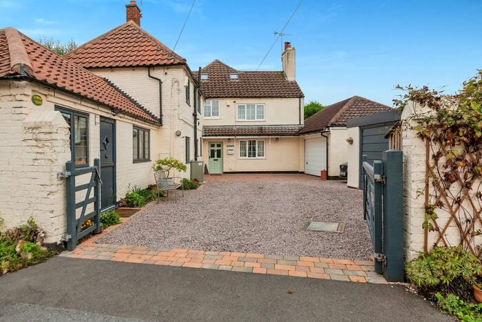 3 Bedroom Cottage For Sale In Bathley Lane, Little Carlton, Newark, NG23