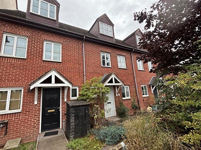 3 Bedroom Town House For Sale In High Street, Desford, Leicester, LE9