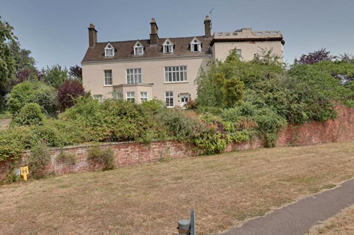 1 Bedroom Flat For Sale In Unlawater House, Unlawater Lane, Newnham, Gloucestershire., GL14