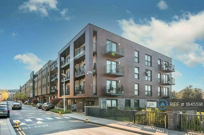 2 Bedroom Flat To Rent In Howard Road, Stanmore, HA7