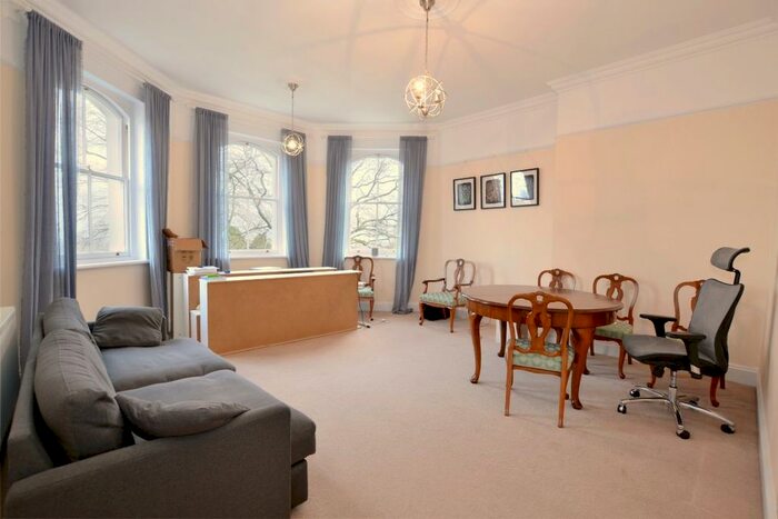 3 Bedroom Flat To Rent In Abbey Road, Malvern, WR14