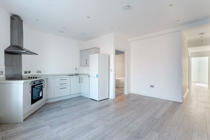 2 Bedroom Flat For Sale In Bishopthorpe Road, Bristol, BS10