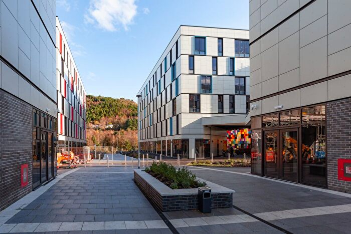 1 Bedroom Flat To Rent In Morfa Road, Swansea, SA1