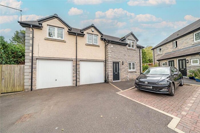 2 Bedroom Detached House For Sale In High Kent Close, Kendal, Cumbria, LA9