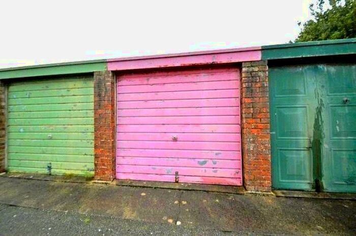 Garage / Parking To Rent In The Leys, Clevedon, North Somerset, BS21