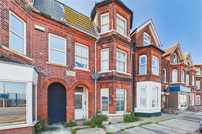 1 Bedroom Terraced House To Rent In Battery Green Road, Lowestoft, Suffolk, NR32