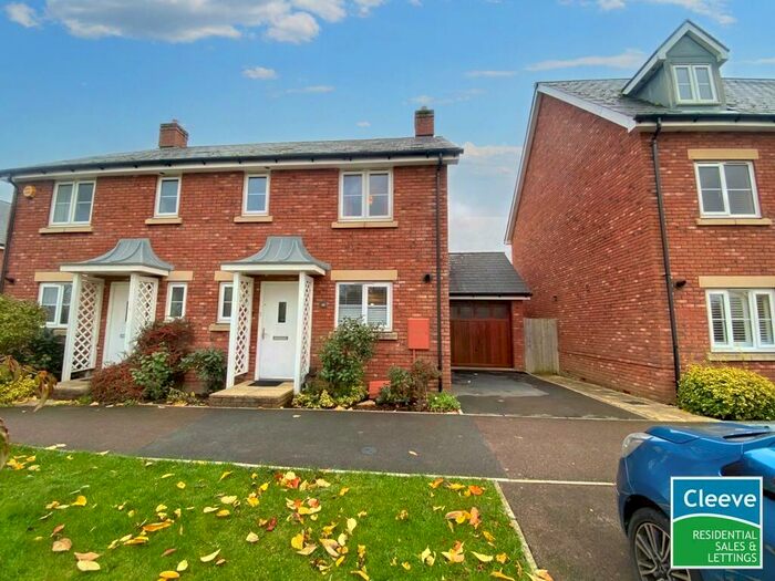 3 Bedroom Semi-Detached House To Rent In Vale Road, Bishops Cleeve, GL52