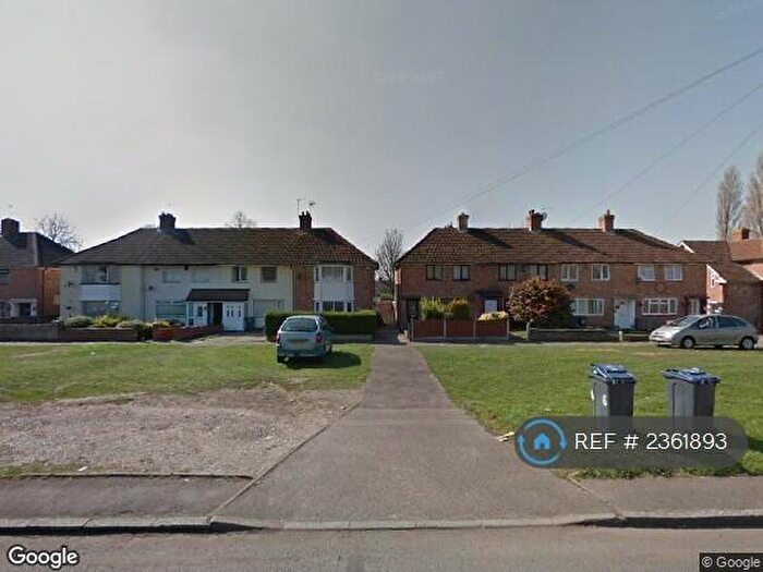 3 Bedroom Semi-Detached House To Rent In Sheddington Road, Erdington, B23