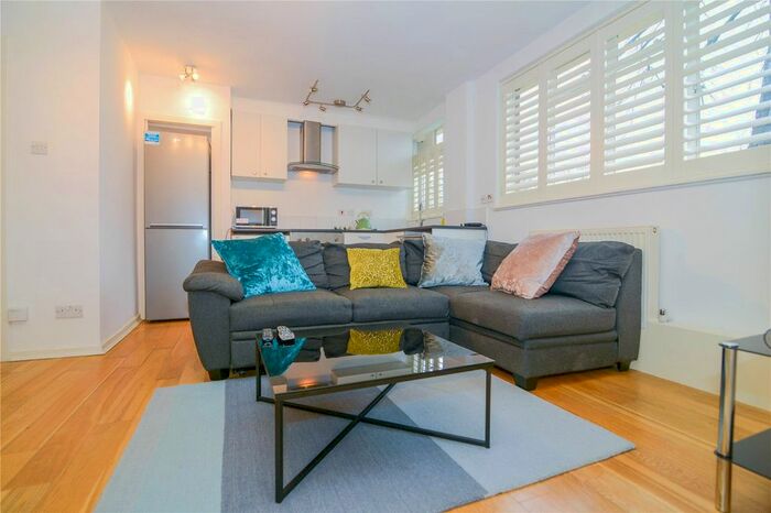 1 Bedroom Flat To Rent In Upper Richmond Road, London, SW15