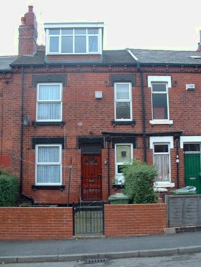 2 Bedroom Property To Rent In Darfield Street, Leeds, LS8