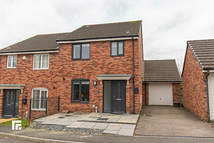 3 Bedroom Semi-Detached House To Rent In Golwg Y Coed, Barry, CF63