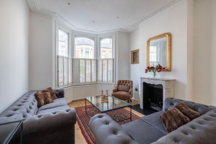 6 Bedroom Property To Rent In Elthiron Road, Parsons Green, SW6