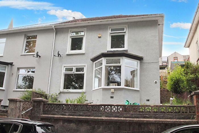 3 Bedroom Semi-Detached House For Sale In Holland Street, Ebbw Vale, Blaenau Gwent, NP23