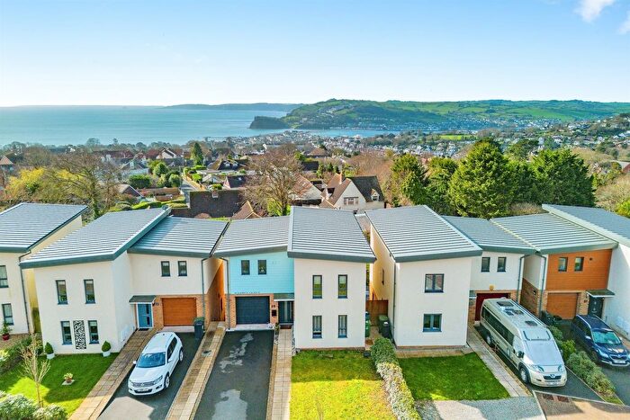 4 Bedroom Detached House For Sale In Amethyst Drive, Teignmouth, TQ14