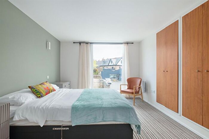 2 Bedroom Flat For Sale In Cemetery Road, Sharrow, S11
