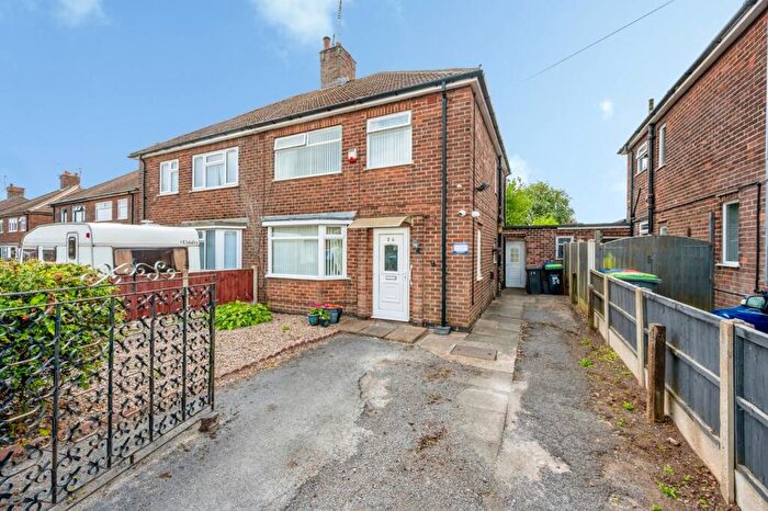 3 Bedroom Semi-Detached House For Sale In Elm Tree Road, Kirkby-in-Ashfield, Nottingham, Nottinghamshire, NG17