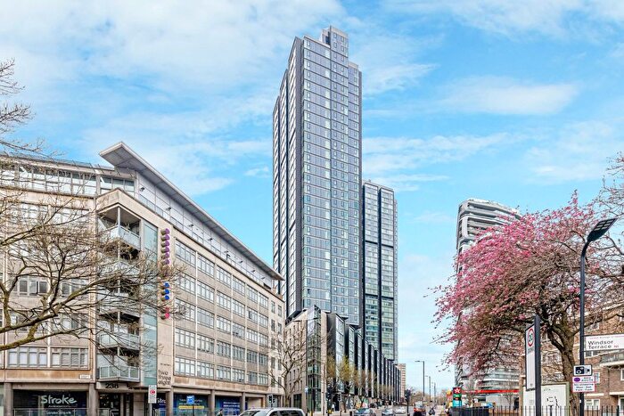 3 Bedroom Flat To Rent In Valencia Tower, Bollinder Place, EC1V