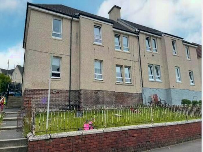 3 Bedroom Flat To Rent In Queens Crescent, Chapelhall, ML6