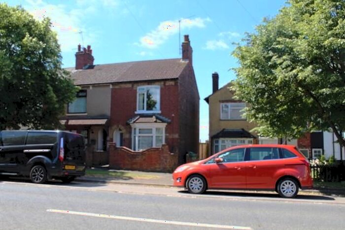 2 Bedroom Terraced House To Rent In Irthlingborough Road, Finedon, Wellingborough, NN9