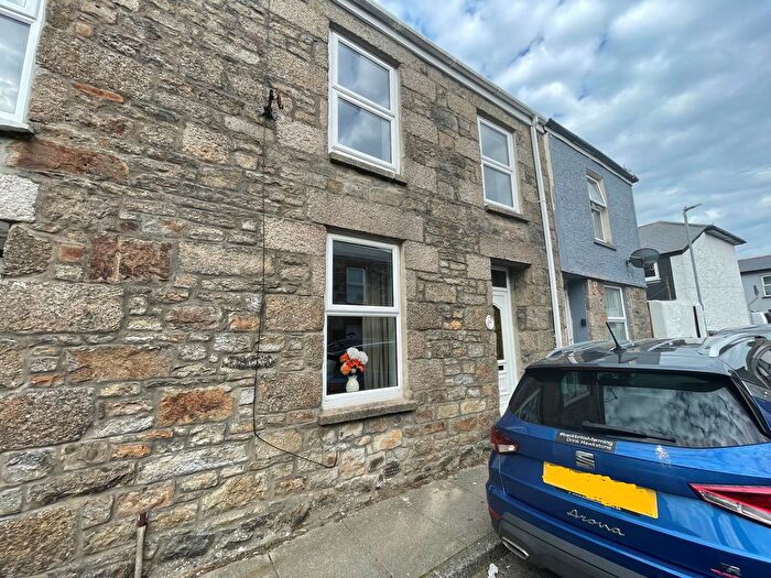 2 Bedroom Property To Rent In William Street, Camborne, TR14