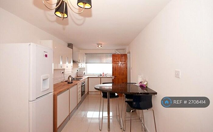 4 Bedroom Terraced House To Rent In Claremont Road, Manchester, M14