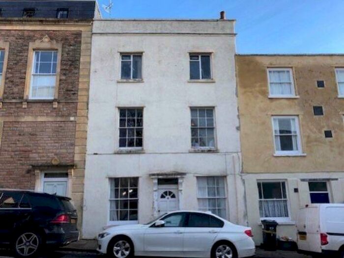6 Bedroom Terraced House To Rent In Sion Place, Clifton, Bristol, BS8
