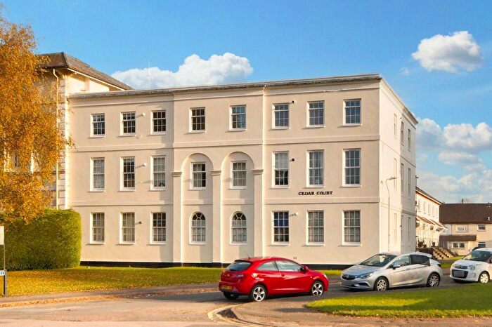 2 Bedroom Flat To Rent In Cedar Court Road, Cheltenham, GL53