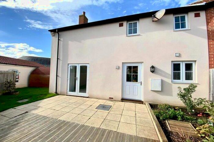 3 Bedroom Property To Rent In Everdene Drive, Weymouth, DT3