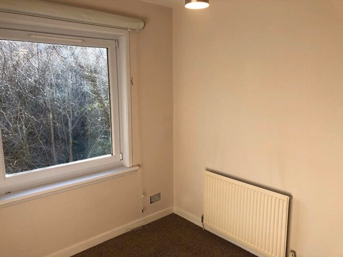 1 Bedroom Flat To Rent In Bonaly Rise, Colinton, Edinburgh, EH13