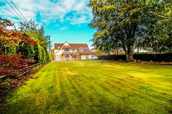 4 Bedroom Detached House For Sale In North Lodge, Chester Le Street, DH3