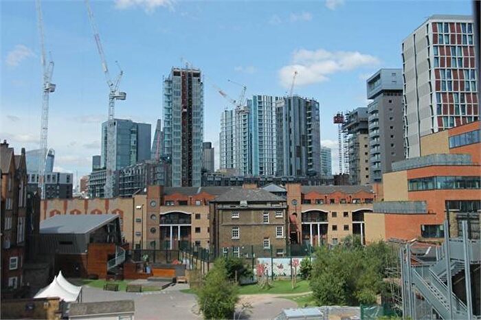 1 Bedroom Apartment To Rent In Bernhard Baron House, Henriques Street, London, E1