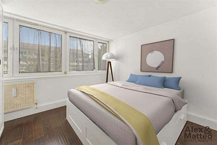2 Bedroom Flat For Sale In Tawny Way, Surrey Quays, SE16