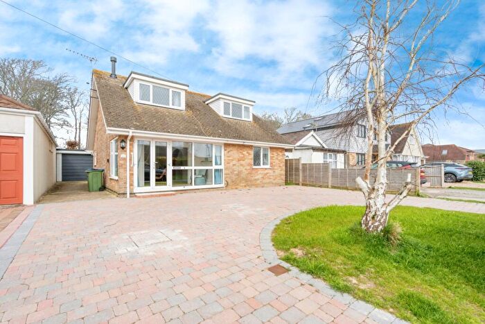 3 Bedroom Detached House For Sale In Ancton Way, Bognor Regis, West Sussex, PO22