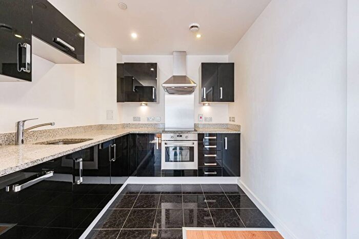 1 Bedroom Flat To Rent In Barge Walk, Greenwich Millennium Village, London, SE10