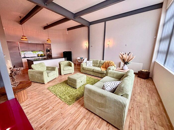 1 Bedroom Flat For Sale In Branston Street, Birmingham, B18