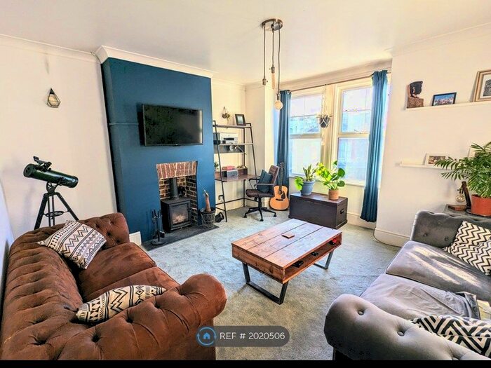 1 Bedroom Terraced House To Rent In Riley Road, Brighton, BN2