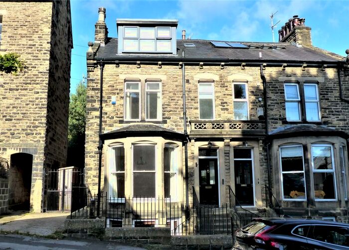 3 Bedroom Semi-Detached House To Rent In Riddings Road, Ilkley, LS29