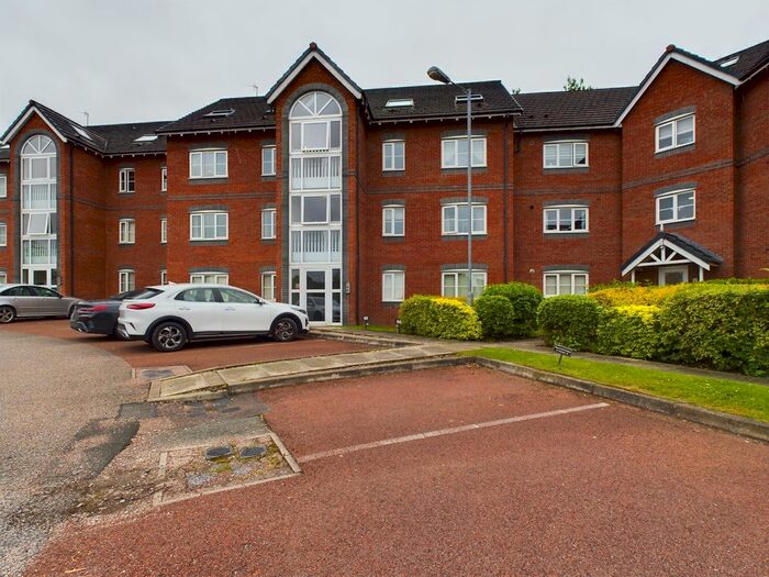 2 Bedroom Flat To Rent In Delph Hollow Way, St Helens, WA9