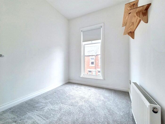 3 Bedroom Flat To Rent In Lemon Street, South Shields, Tyne And Wear, NE33