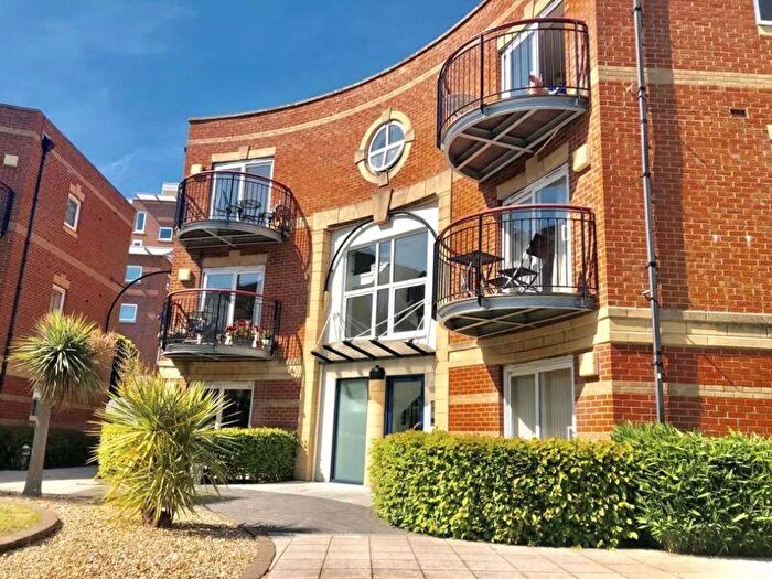 2 Bedroom Flat To Rent In Gunwharf Quays, Portsmouth, PO1