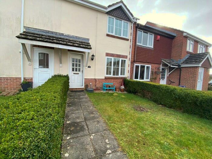 2 Bedroom Terraced House To Rent In Harting Close, Clanfield, PO8