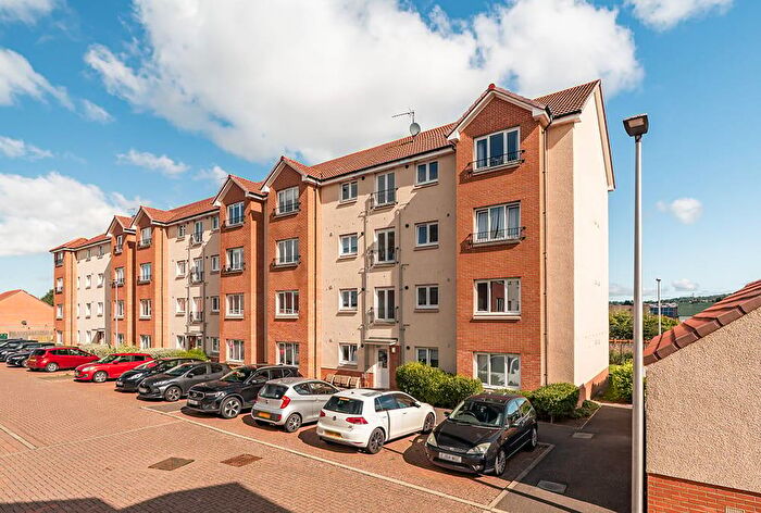 2 Bedroom Flat For Sale In Torwood Crescent, Edinburgh, EH12