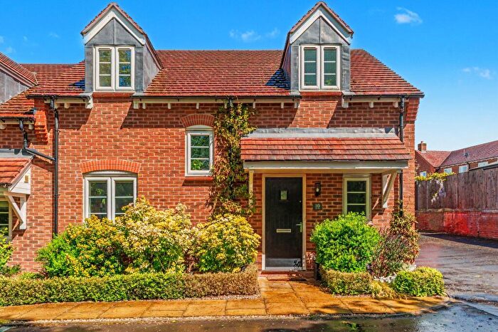 2 Bedroom End Of Terrace House For Sale In Carr Close, Shipston-On-Stour, CV36