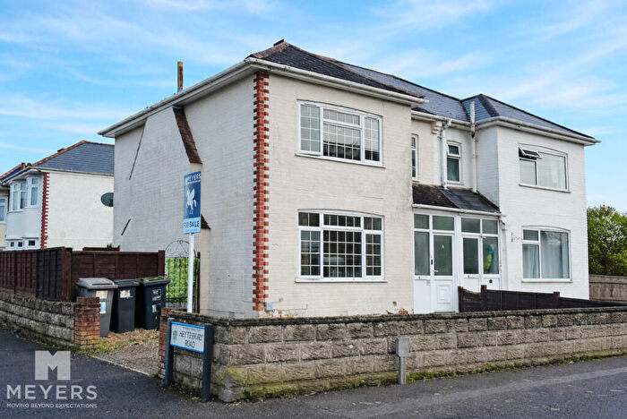 3 Bedroom Semi Detached House For Sale In Arnewood Road, Bournemouth, BH6