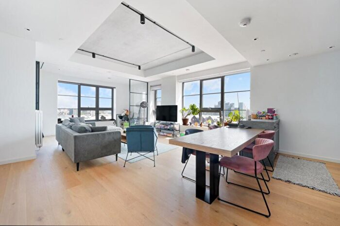 2 Bedroom Flat For Sale In Douglass Tower, Goodluck Hope Walk, London, E14