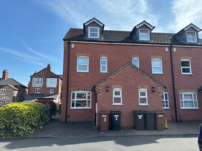 4 Bedroom Town House To Rent In Melton Mowbray, Leicestershire, LE13