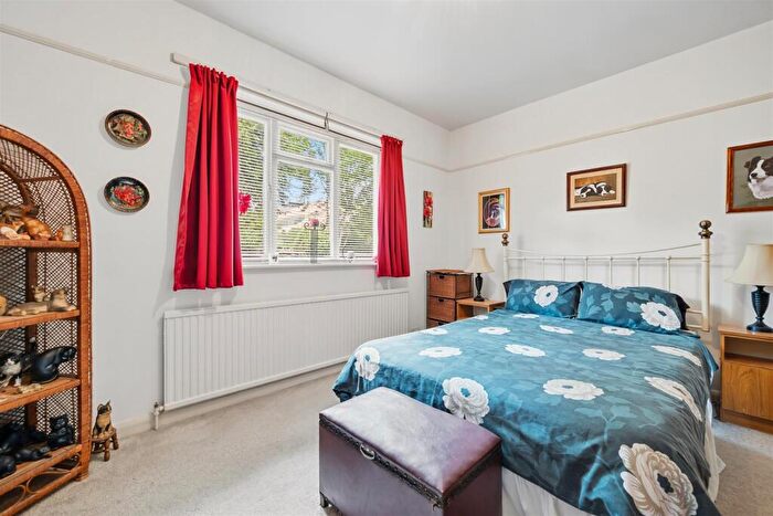 2 Bedroom Detached Bungalow For Sale In Edale, Hope Valley, S33