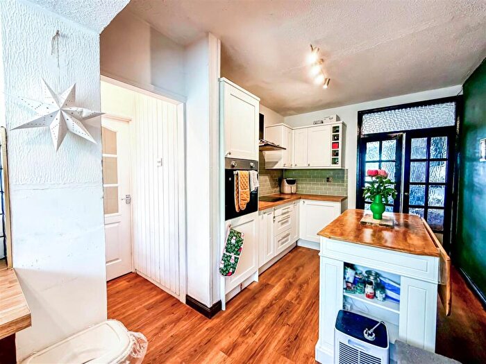 2 Bedroom House For Sale In Duke Street, Pontypridd, CF37