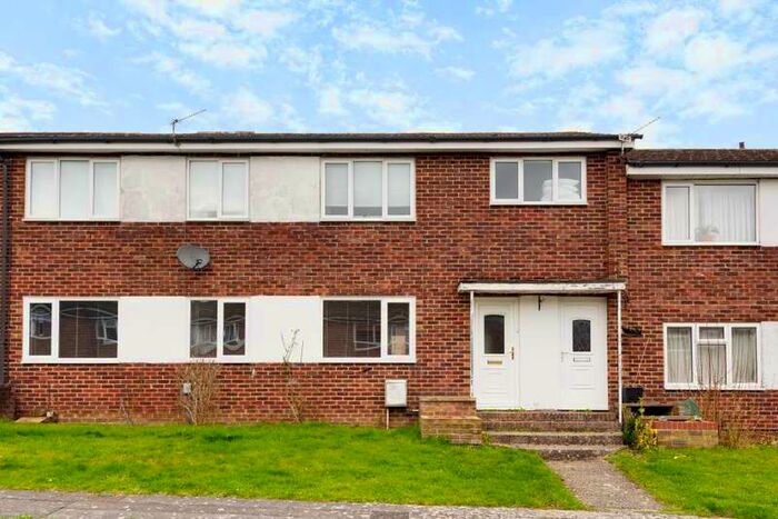 3 Bedroom Apartment To Rent In Newbury, Berkshire, RG14