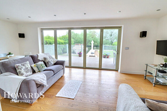 3 Bedroom Lodge For Sale In Bungalow Lane, Thorpe-St-Andrew, NR7